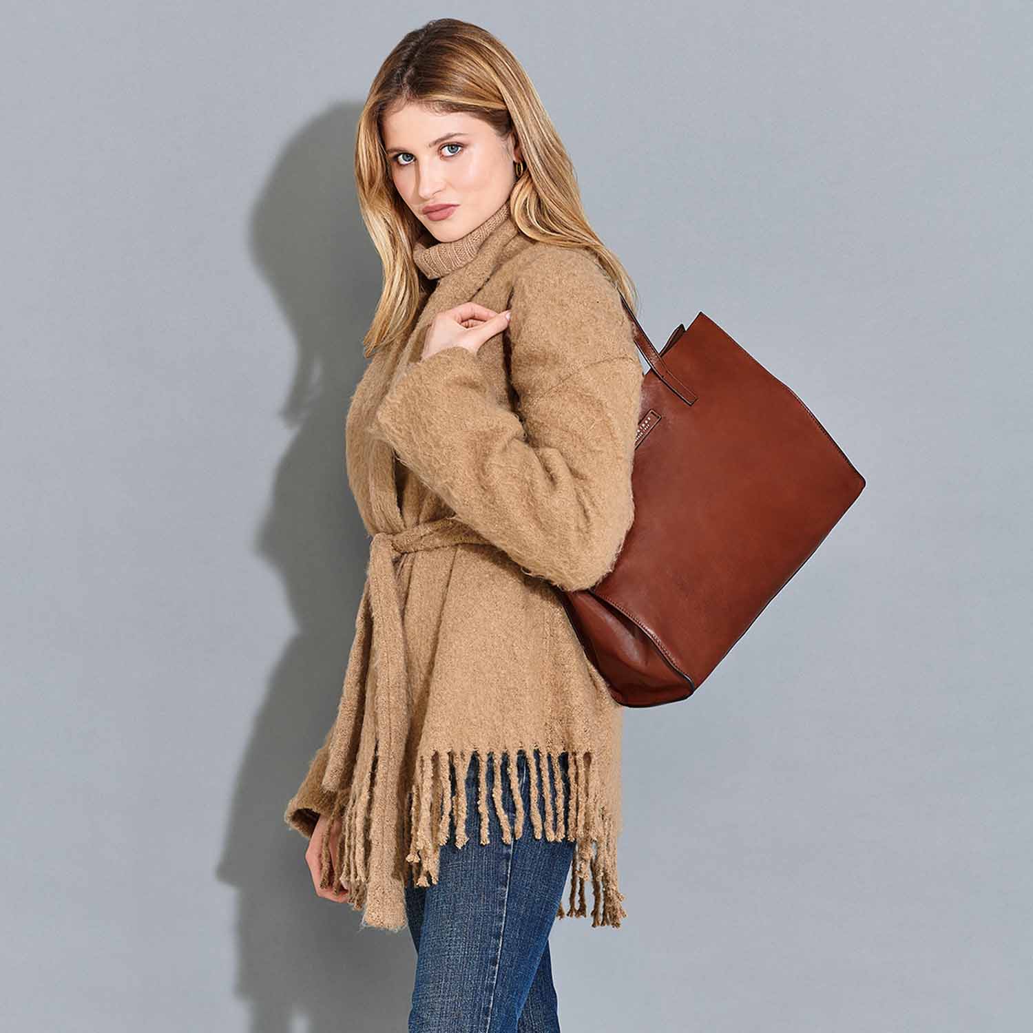 The Bridge Mirra Shopper 04470201 Tirol Grün/Gold The Bridge Mirra Shopper 04470201 Tirol Grün/Gold