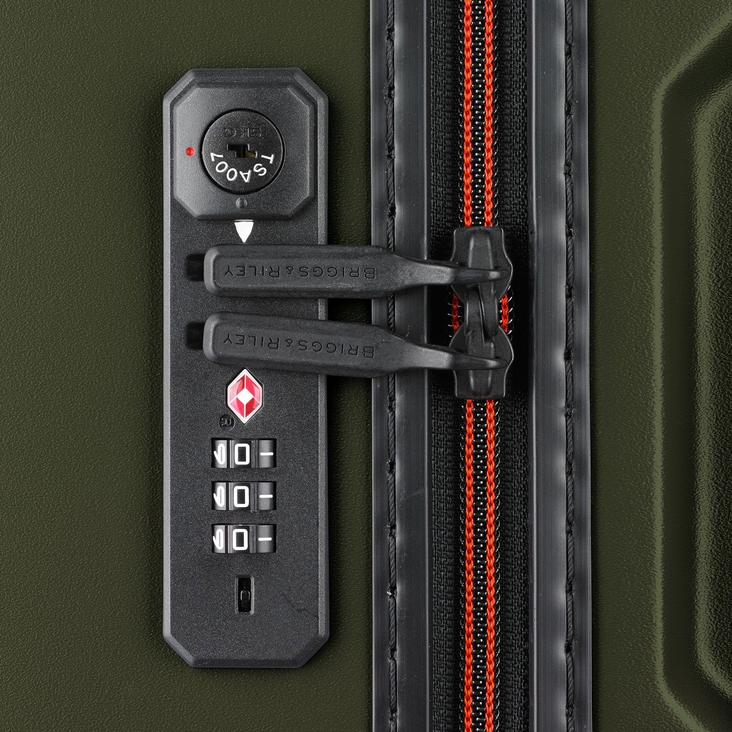 Briggs & Riley Torq Extra Large Trunk 4-Rollen-Trolley Hunter