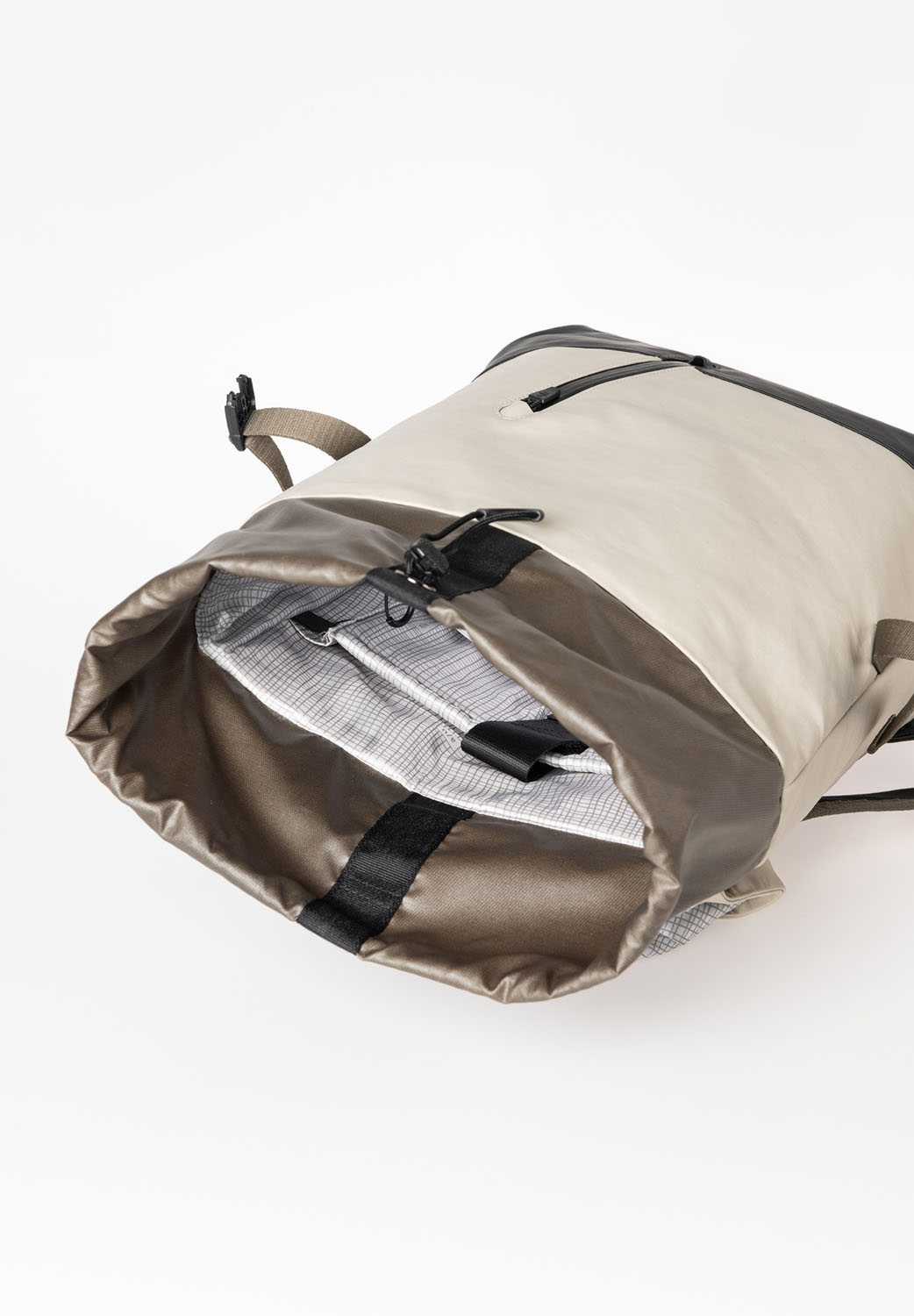 aunts & uncles Japan RE Niyodo Rucksack mit 13" Notebookfach Black