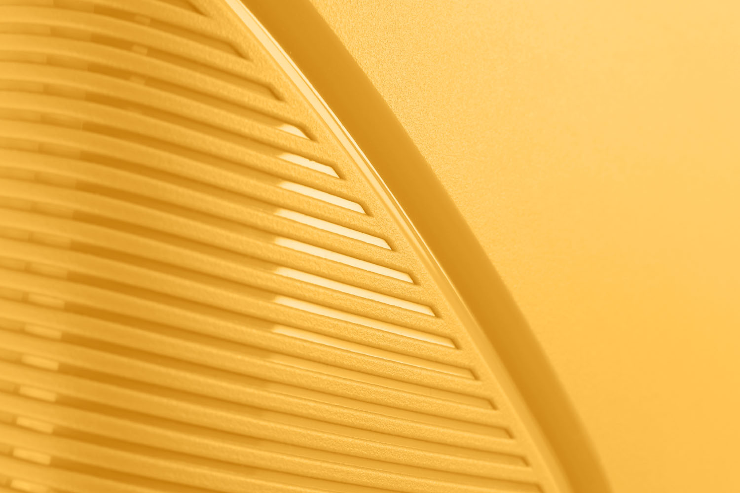 IMPACKT IP1 Koffer M, 4-Rollen Sunset yellow