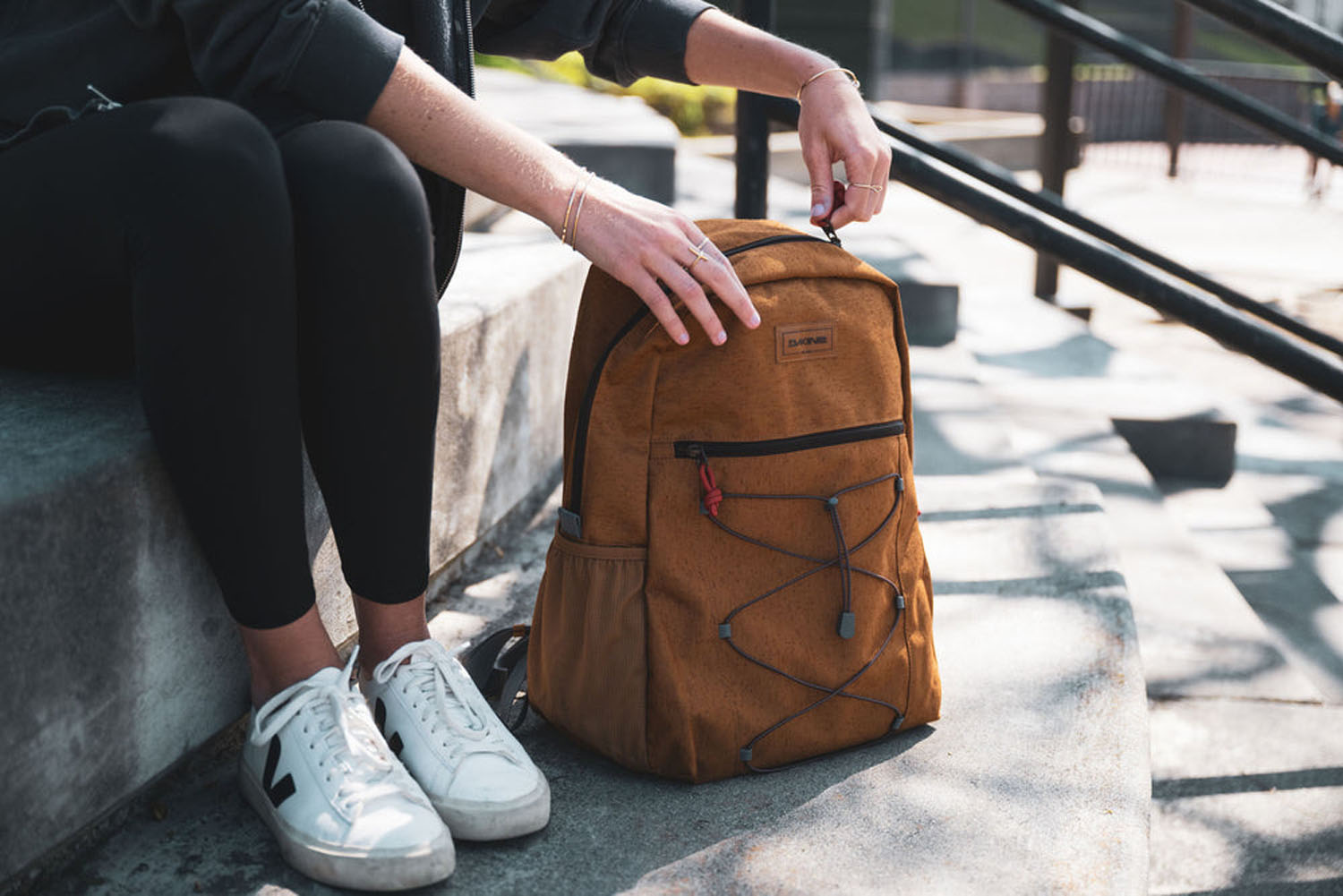 Dakine Tardy Slip Backpack 25L Trellis Dakine Tardy Slip Backpack 25L Trellis