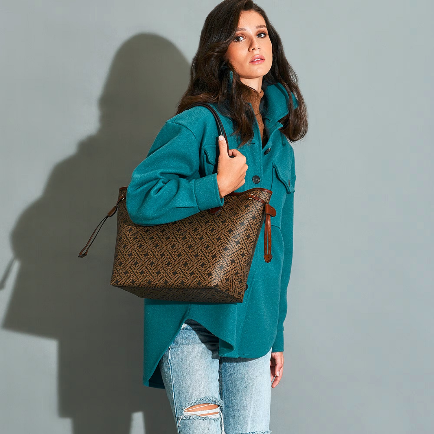 The Bridge Anna Leder-Shopper 32cm Schwarz/Gold