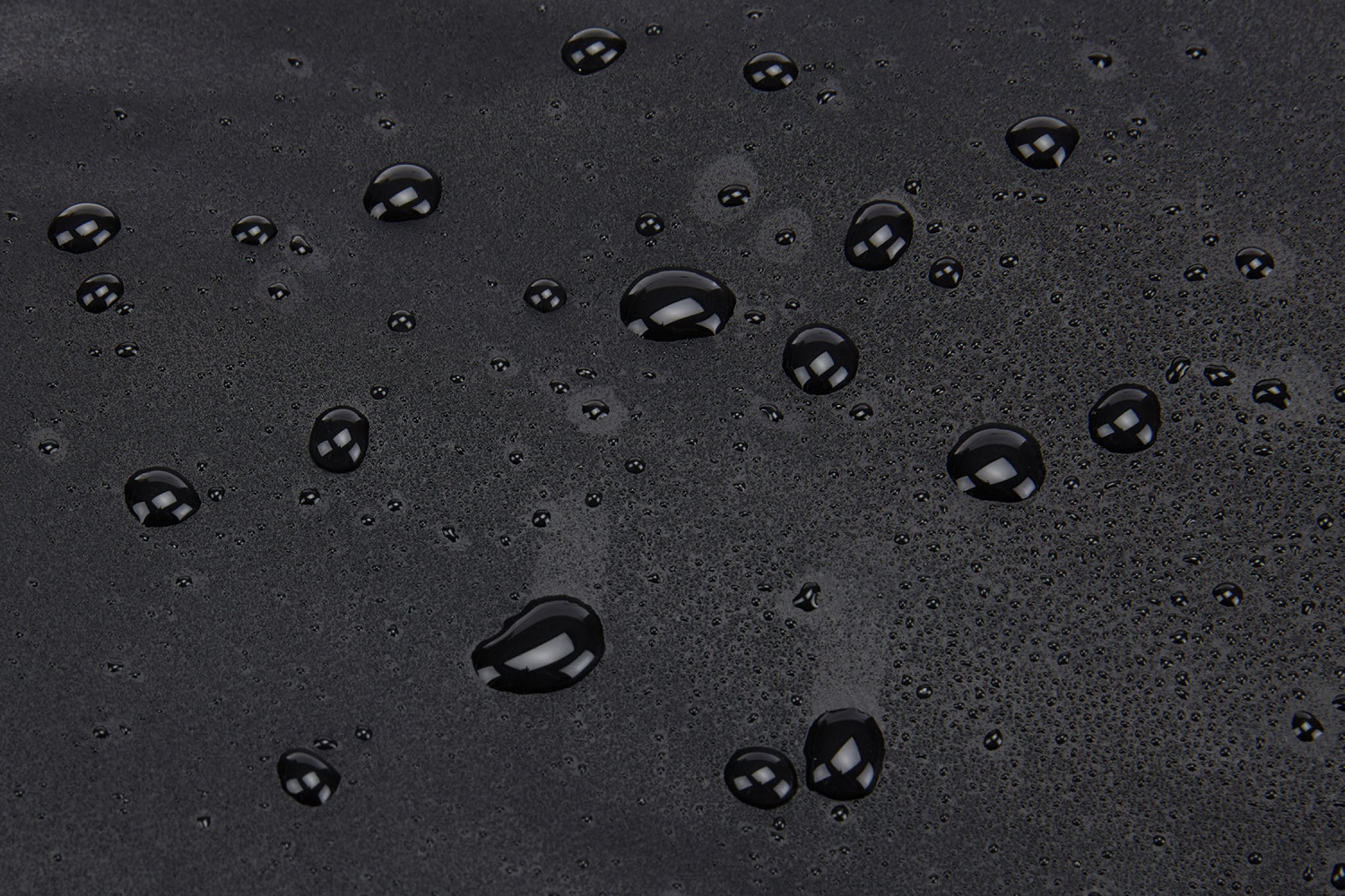 THULE Chasm Handgepäckkoffer mit 2-Rollen -40L Black THULE Chasm Handgepäckkoffer mit 2-Rollen -40L Black