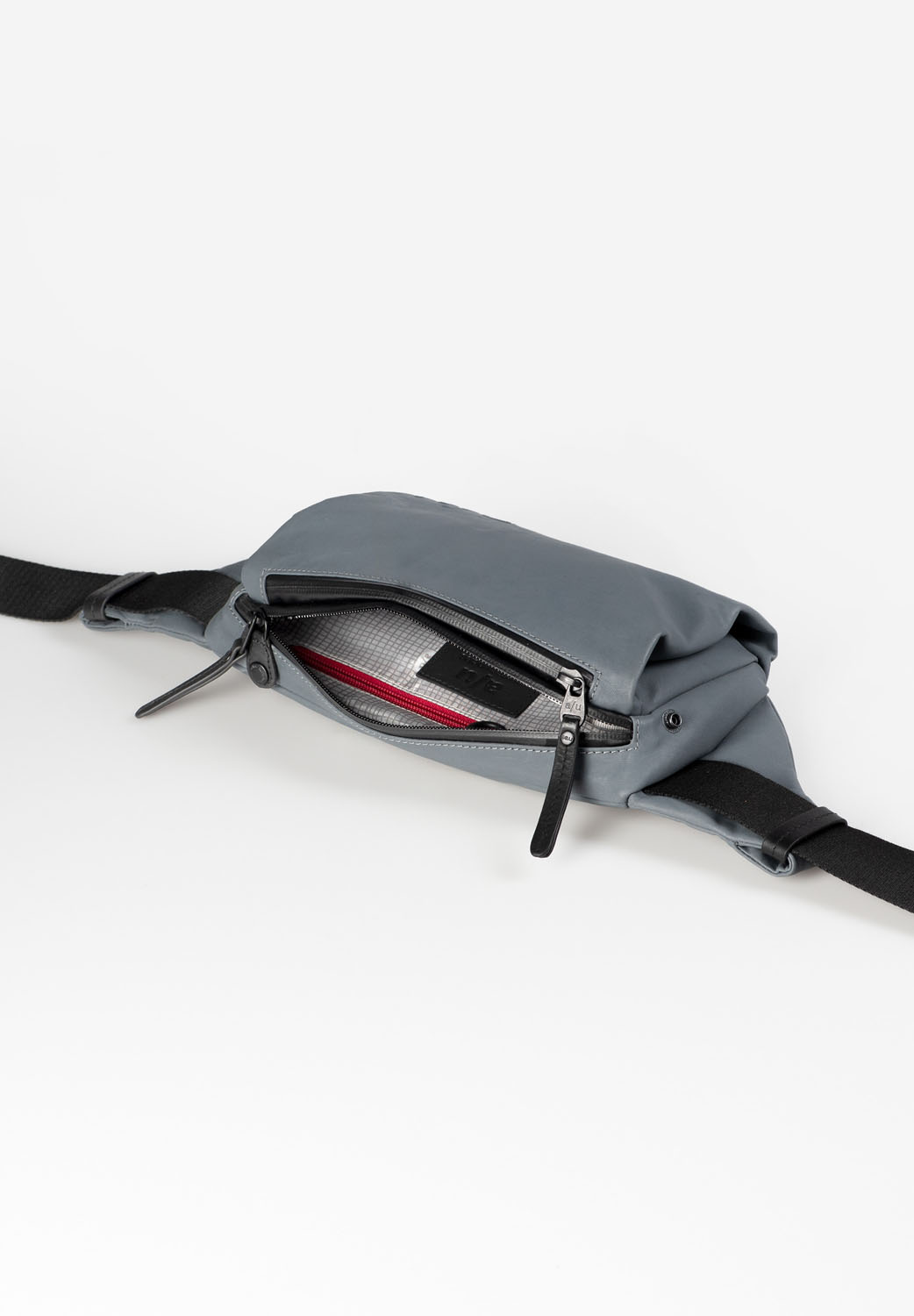 aunts & uncles Japan Himeji Gürteltasche stormy weather