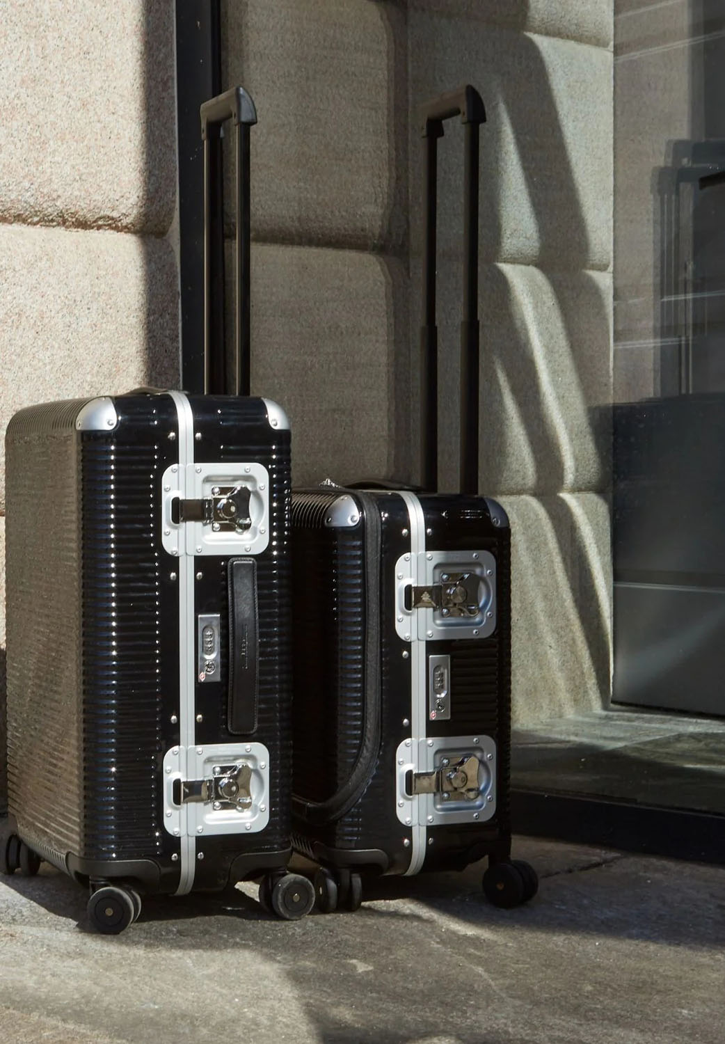 FPM Bank Light Trunk on Wheels L Licorice Black