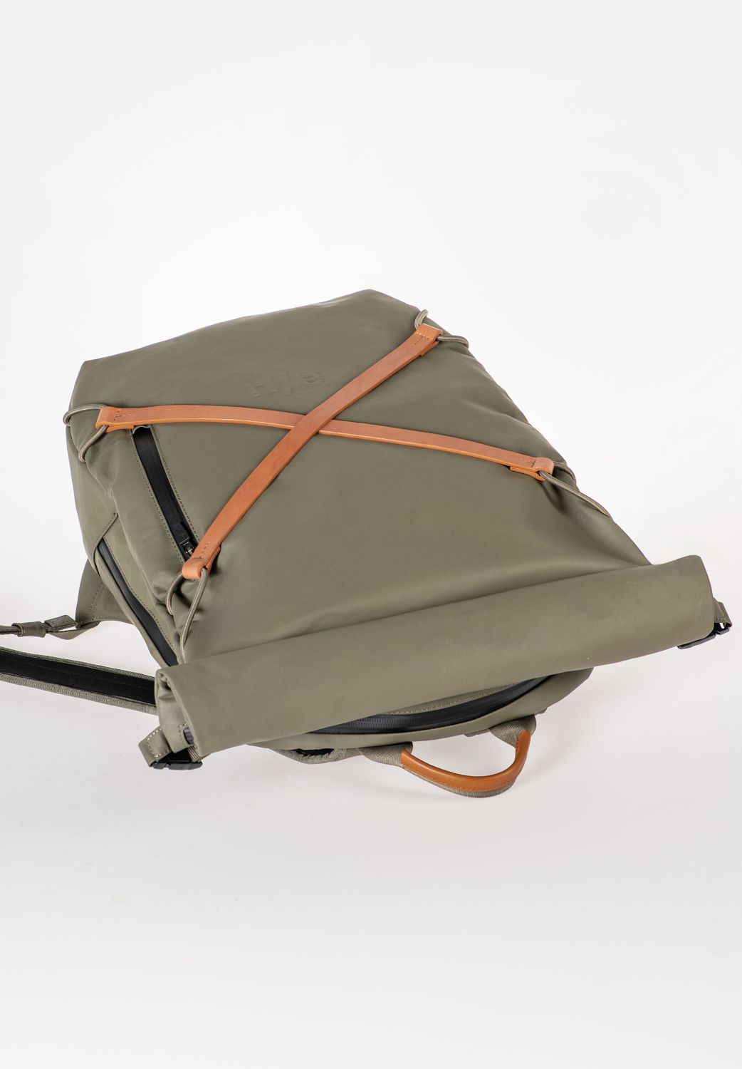 aunts & uncles Japan RE Kitakami Rolltop-Rucksack mit 13" Notebookfach fallen rock