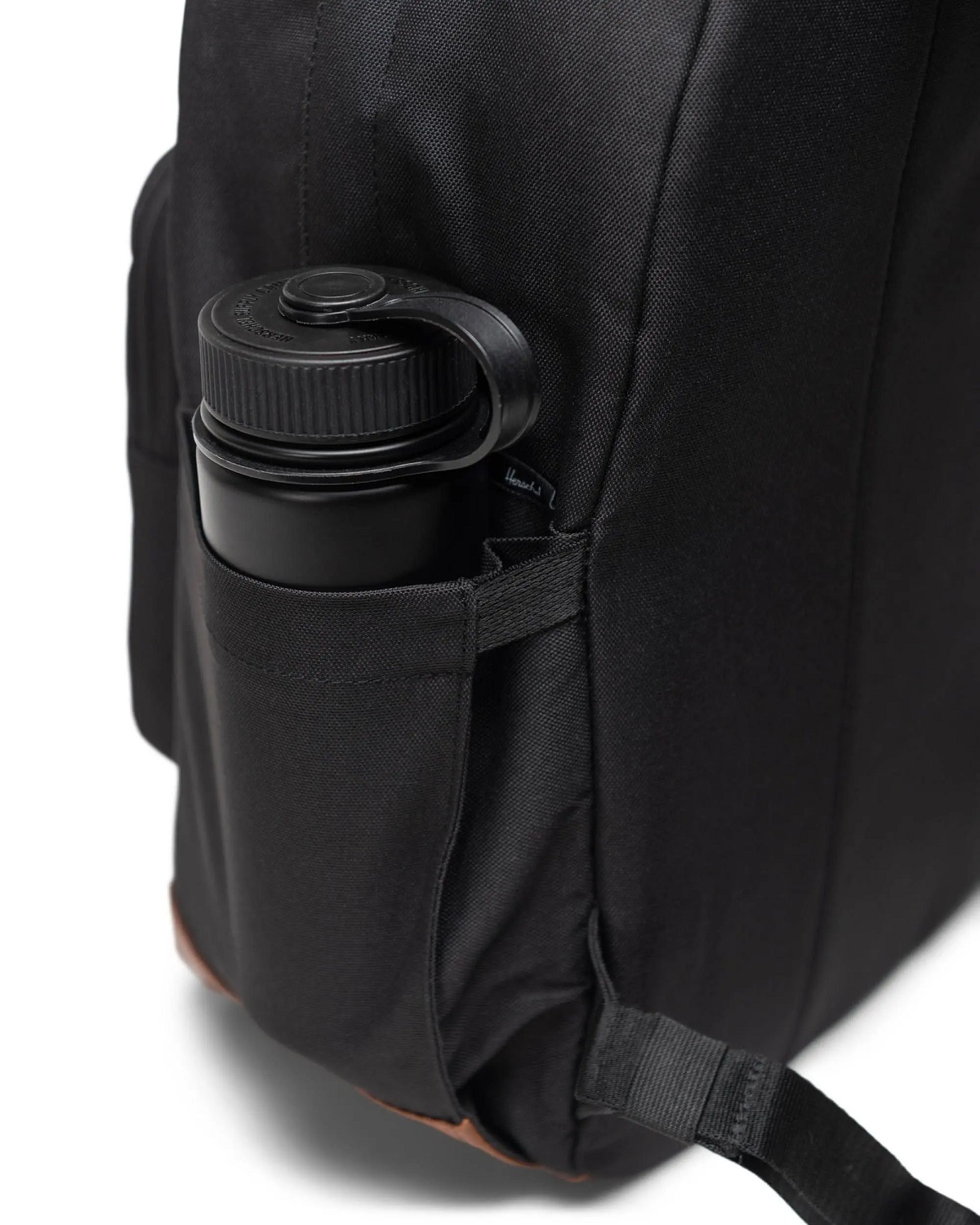 Herschel Pop Quiz Backpack - 25L Light Grey Crosshatch Herschel Pop Quiz Backpack - 25L Light Grey Crosshatch