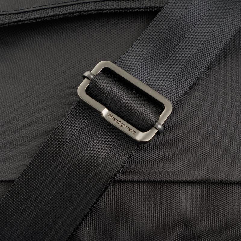 Hedgren Link Yoke Crossover 13" black Hedgren Link Yoke Crossover 13" black