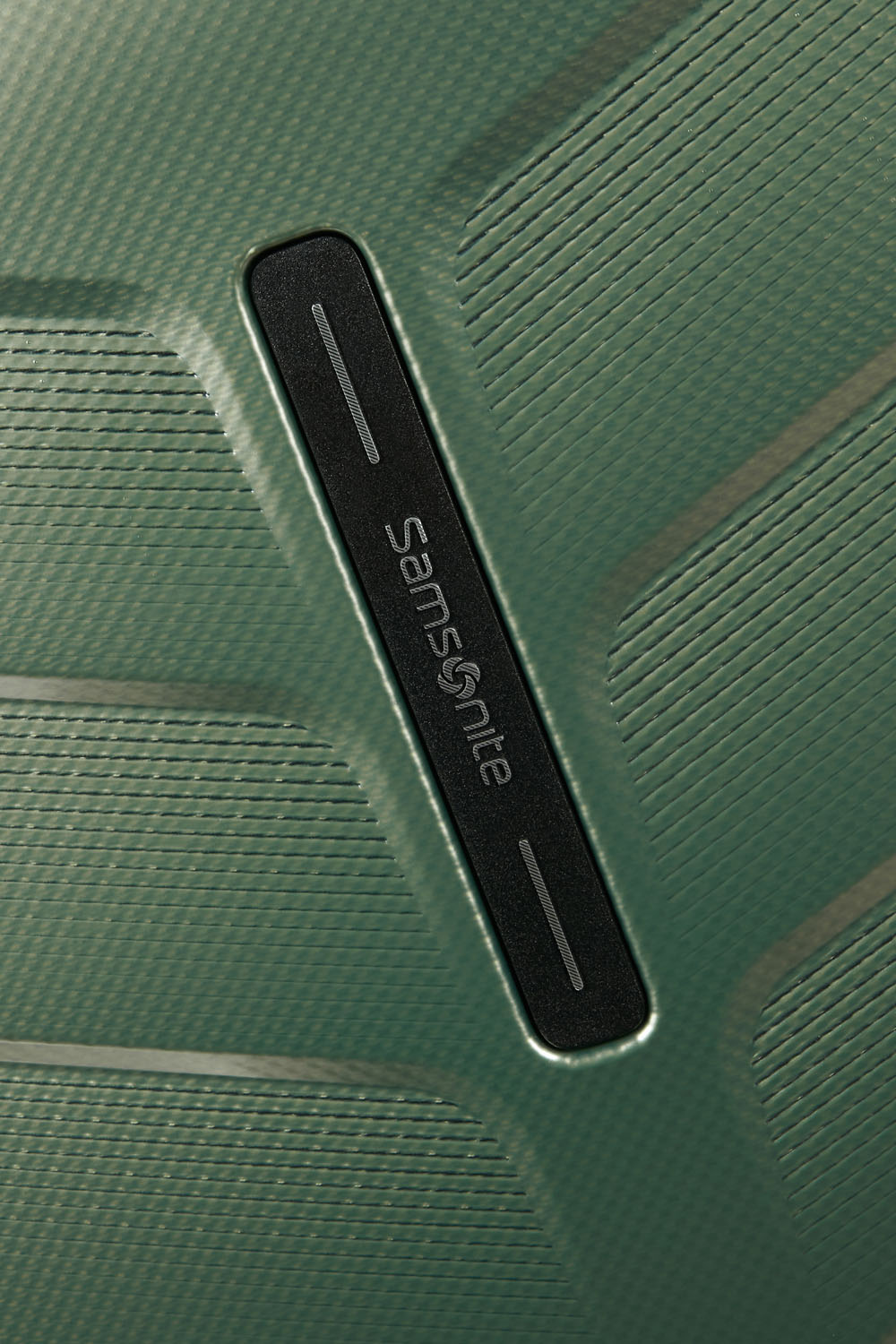 Samsonite Attrix Trolley mit 4 Rollen 81cm Basil Green