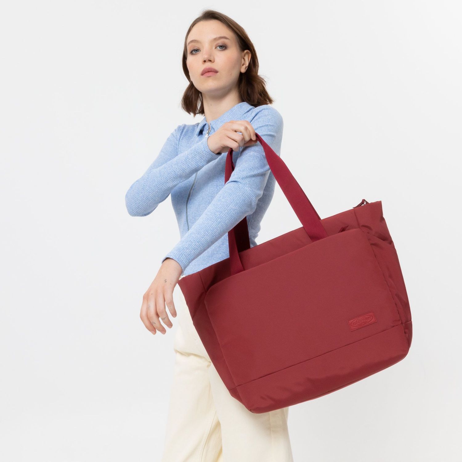 Eastpak CNNCT F SATCH Shoulderbag Burgundy Eastpak CNNCT F SATCH Shoulderbag Burgundy