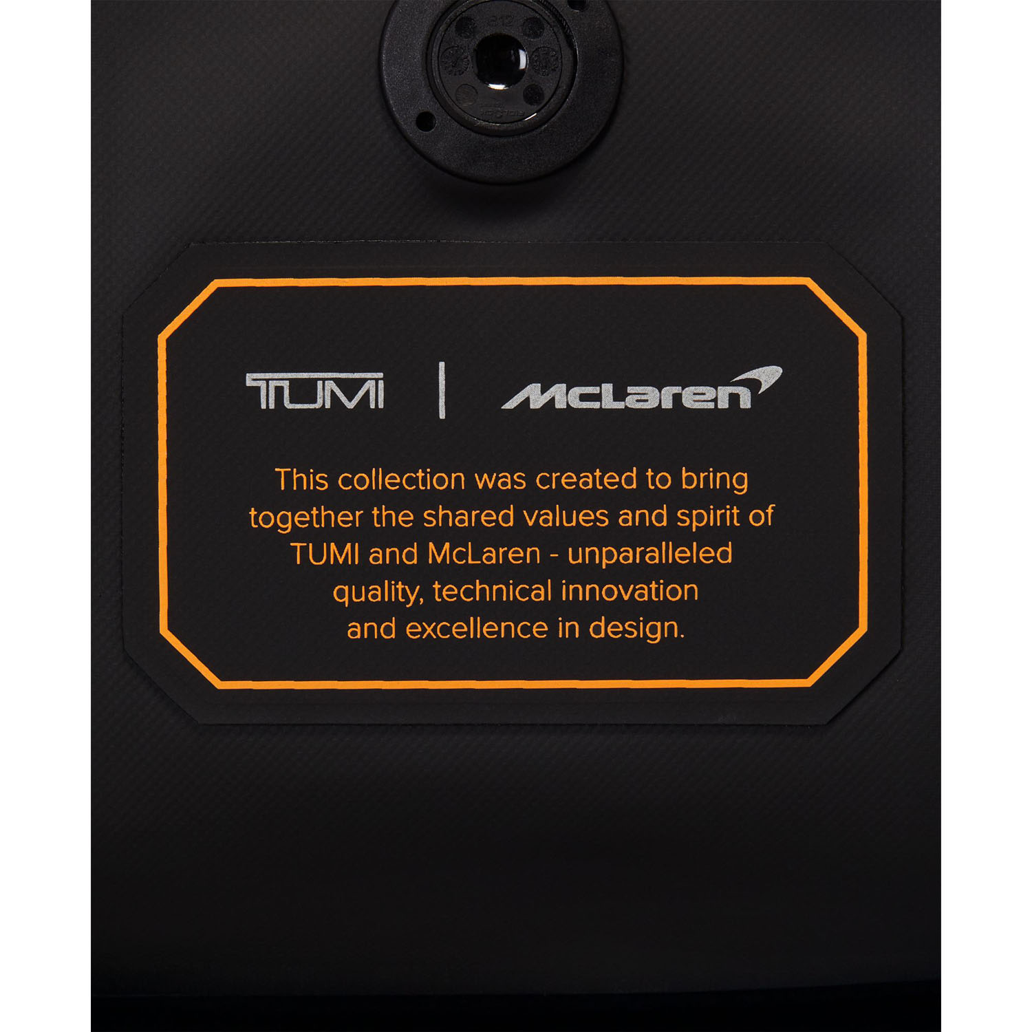 Tumi McLaren Terrain Rucksack + GRATIS HOTELGUTSCHEIN Black