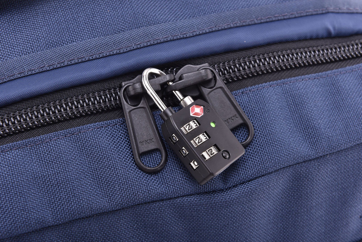 Cabin Zero Military Backpack 44L Navy