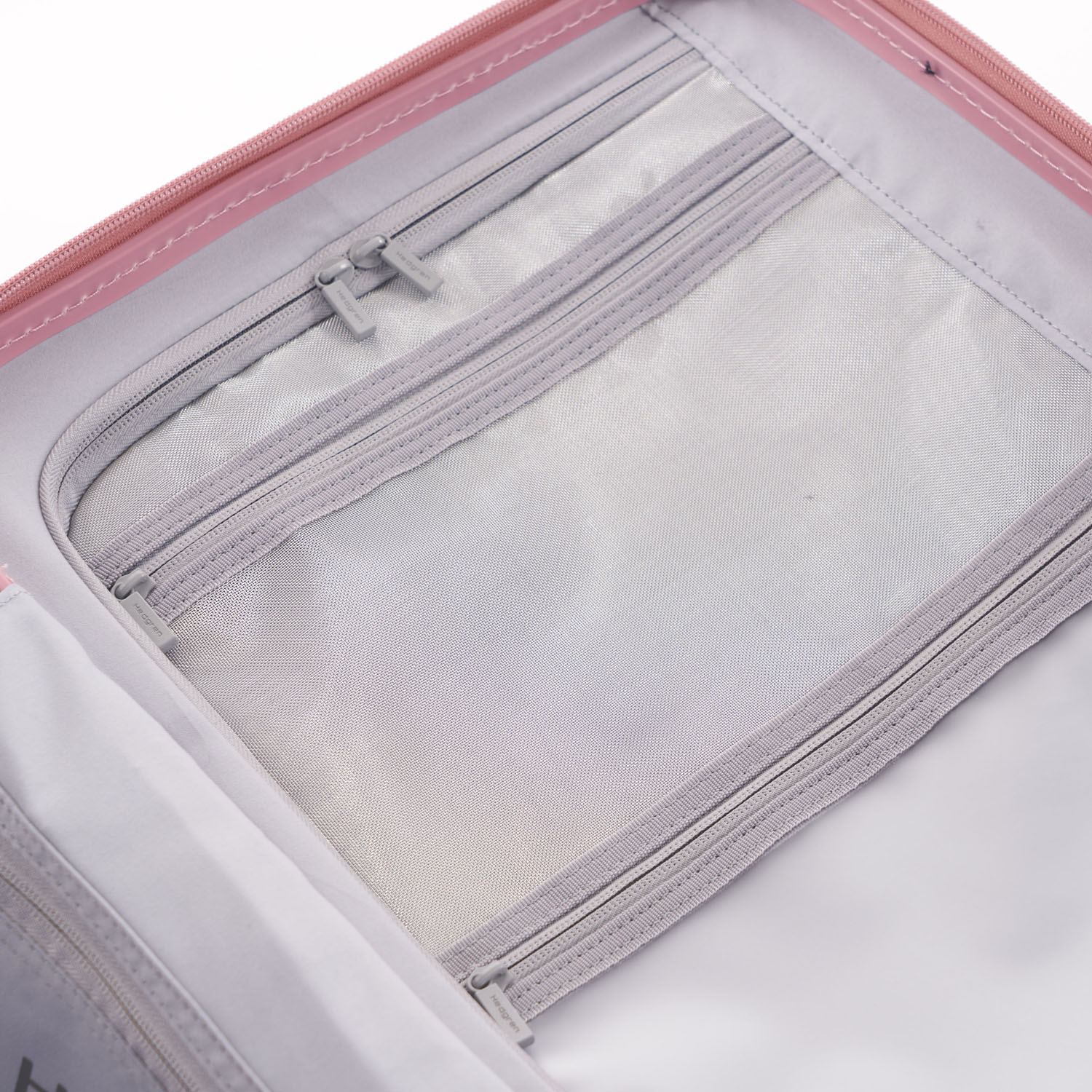 Hedgren Edge Carve S Cabin Trolley, 4 Rollen, 55cm (IATA) Blush Hedgren Edge Carve S Cabin Trolley, 4 Rollen, 55cm (IATA) Blush