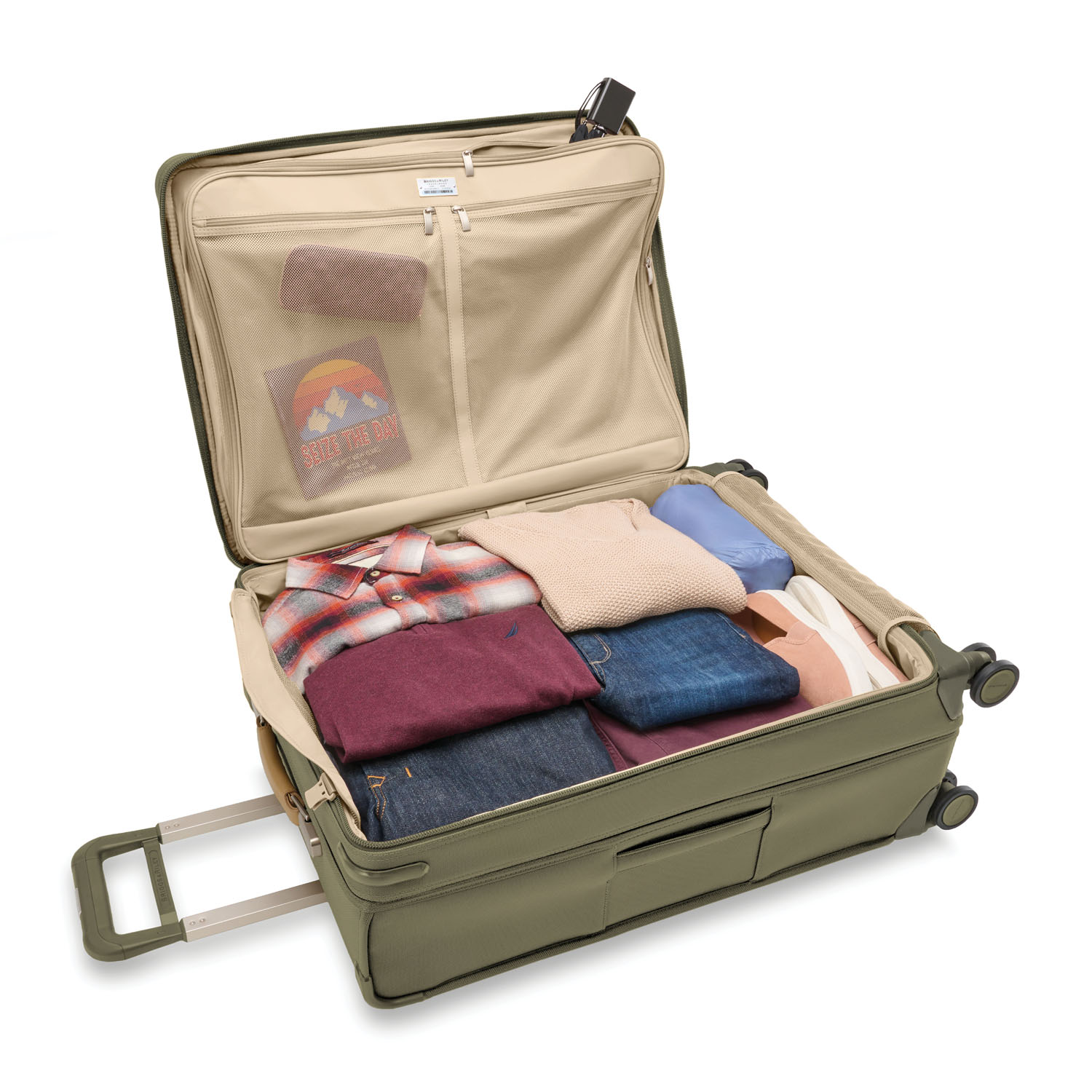 Briggs & Riley Baseline Large Expandable Spinner Olive Briggs & Riley Baseline Large Expandable Spinner Olive