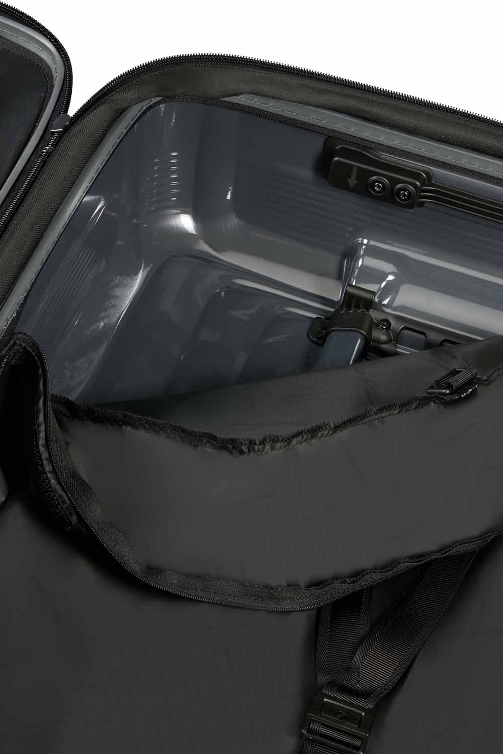 Samsonite Nuon Trolley mit 4 Rollen erweiterbar 81cm + GRATIS HOTELGUTSCHEIN Matt Silver Samsonite Nuon Trolley mit 4 Rollen erweiterbar 81cm + GRATIS HOTELGUTSCHEIN Matt Silver