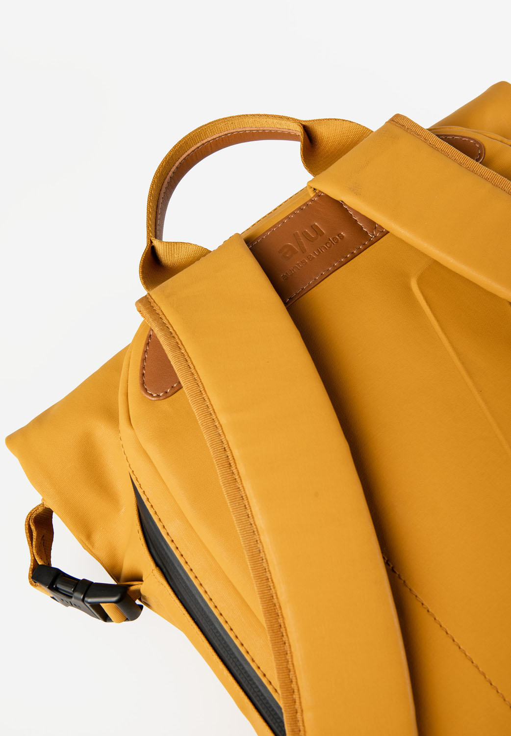 aunts & uncles Japan Tokio Rolltop Rucksack mit 13" Notebookfach mustard aunts & uncles Japan Tokio Rolltop Rucksack mit 13" Notebookfach mustard