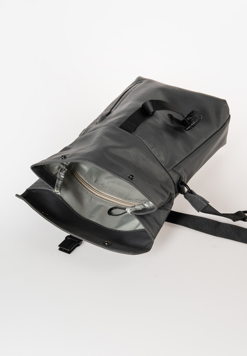 aunts & uncles Japan RE Kuji Rolltoptasche volcanic ash