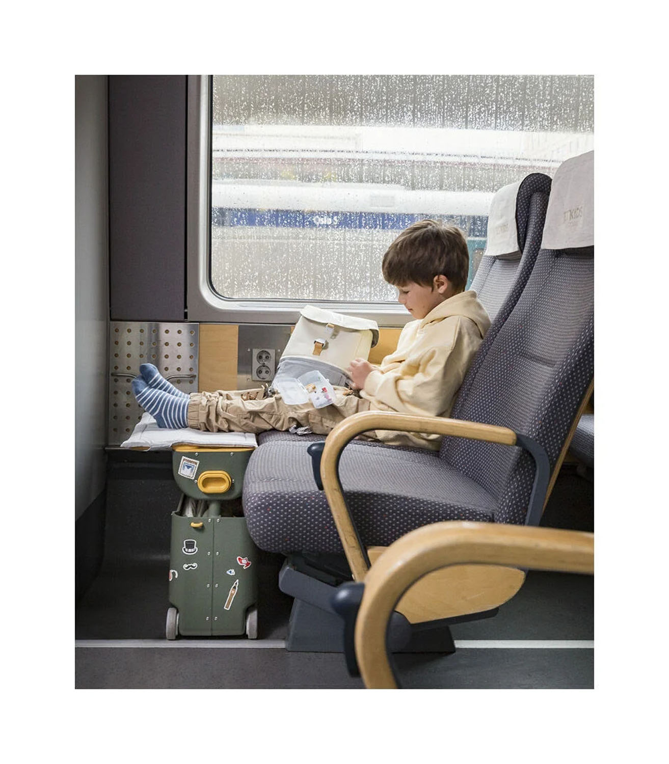 JetKids™ by Stokke® BedBox™ + Crew BackPack™-Reiseset White / White JetKids™ by Stokke® BedBox™ + Crew BackPack™-Reiseset White / White