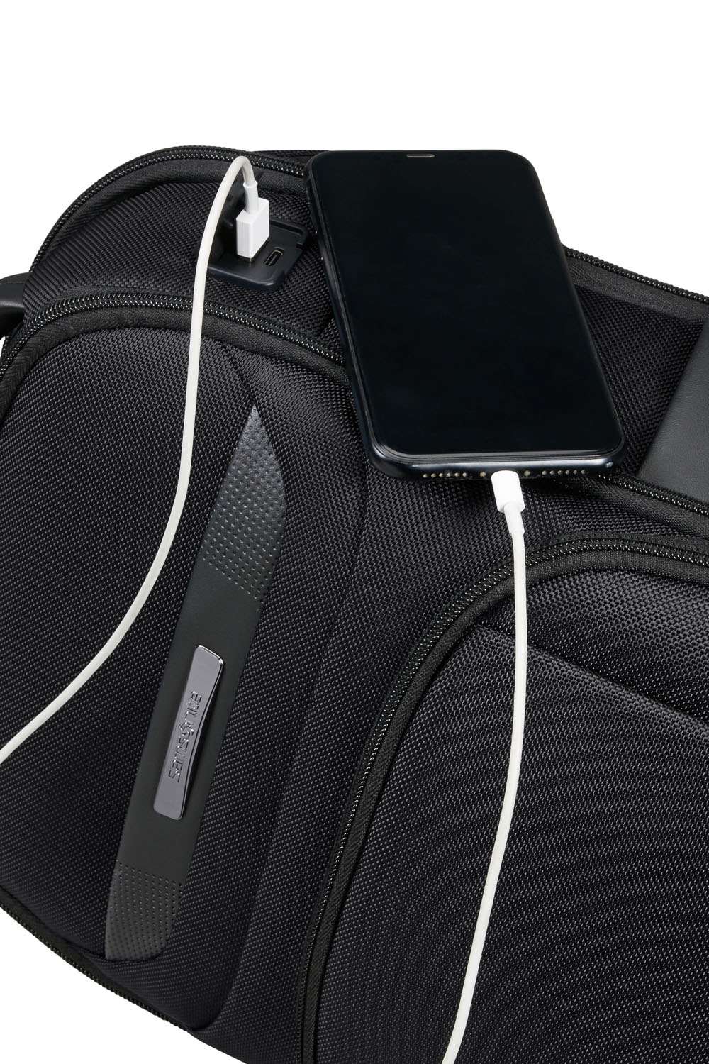 Samsonite Pro-DLX 6 Rucksack 14.1" + GRATIS HOTELGUTSCHEIN Schwarz Samsonite Pro-DLX 6 Rucksack 14.1" + GRATIS HOTELGUTSCHEIN Schwarz