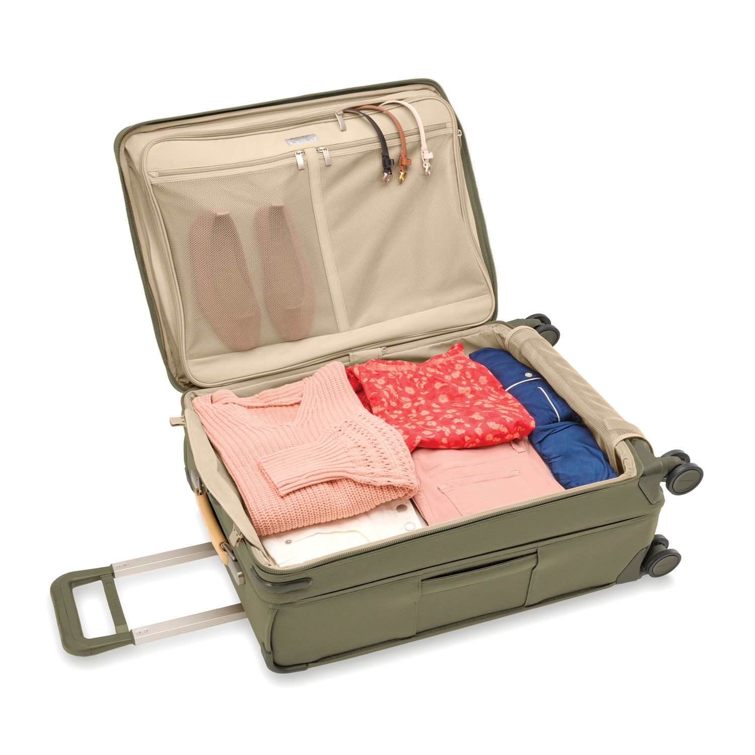 Briggs & Riley Baseline Medium Expandable Spinner Olive Briggs & Riley Baseline Medium Expandable Spinner Olive
