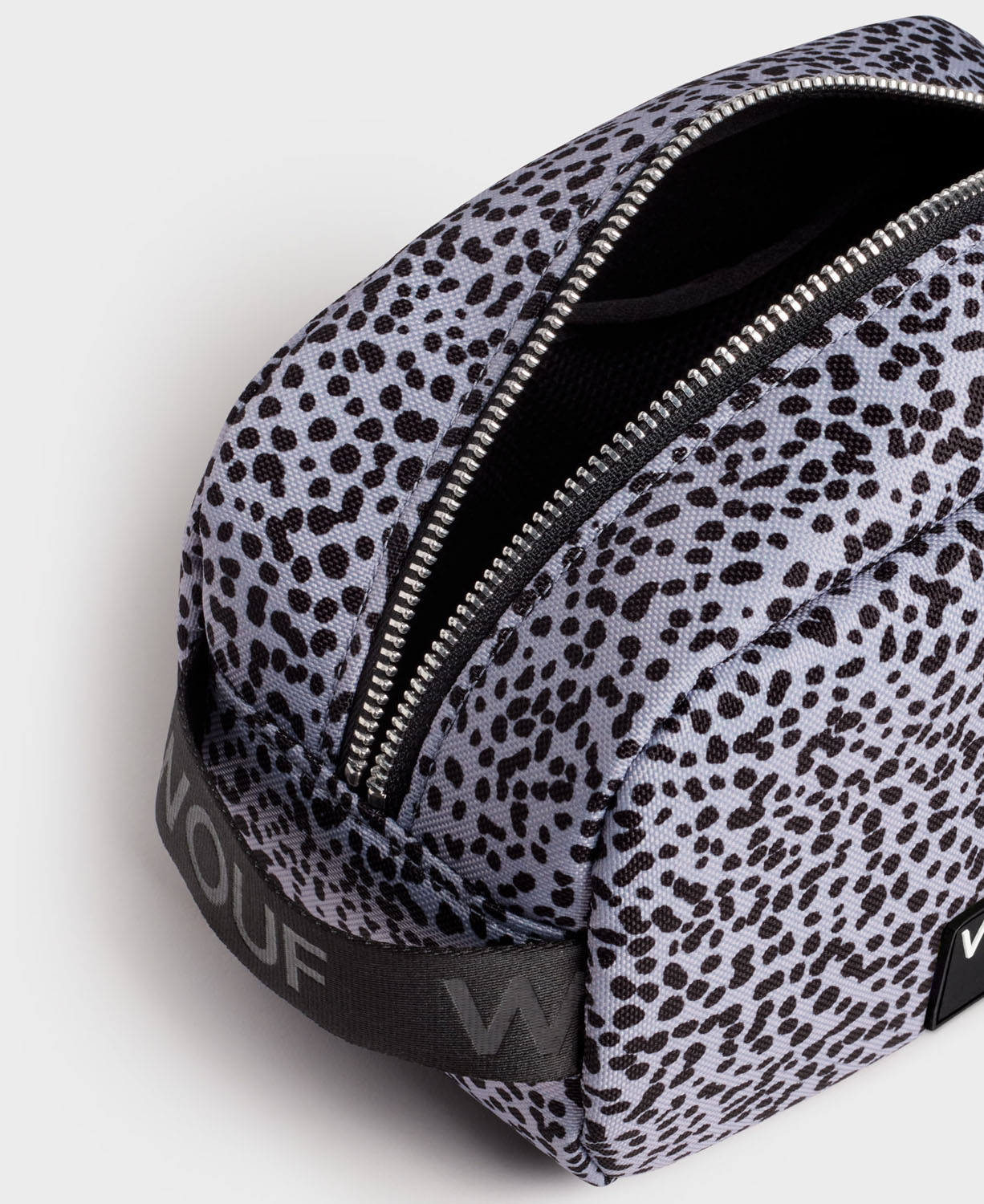 Wouf In & Out Toiletry Bag Julia