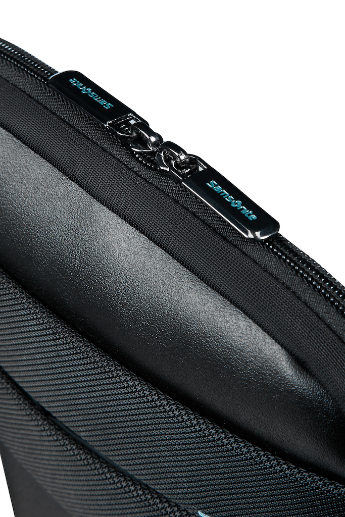 Samsonite Spectrolite 2.0 Flat Tablet Cross-Over L 9.7" Black Samsonite Spectrolite 2.0 Flat Tablet Cross-Over L 9.7" Black