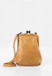 aunts & uncles Grandma's Luxury Club Mrs. Sugar Pop Umhängetasche mit Clip buckthorn jetzt online kaufen