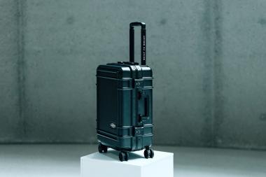Eastpak RESIST'R ZIP Cabin Hartschalen-Trolley
