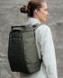 D_b_ Hugger Backpack 20L Moss Green