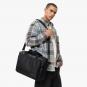 Eastpak SHELDAN Schultertasche Cnnct Coat (schwarz)