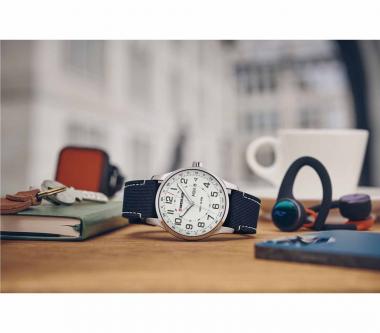 Wenger Attitude Quarzuhr im Retro-Look