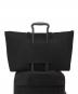 Tumi Voyageur Just in Case® Tragetasche Black/Gunmetal