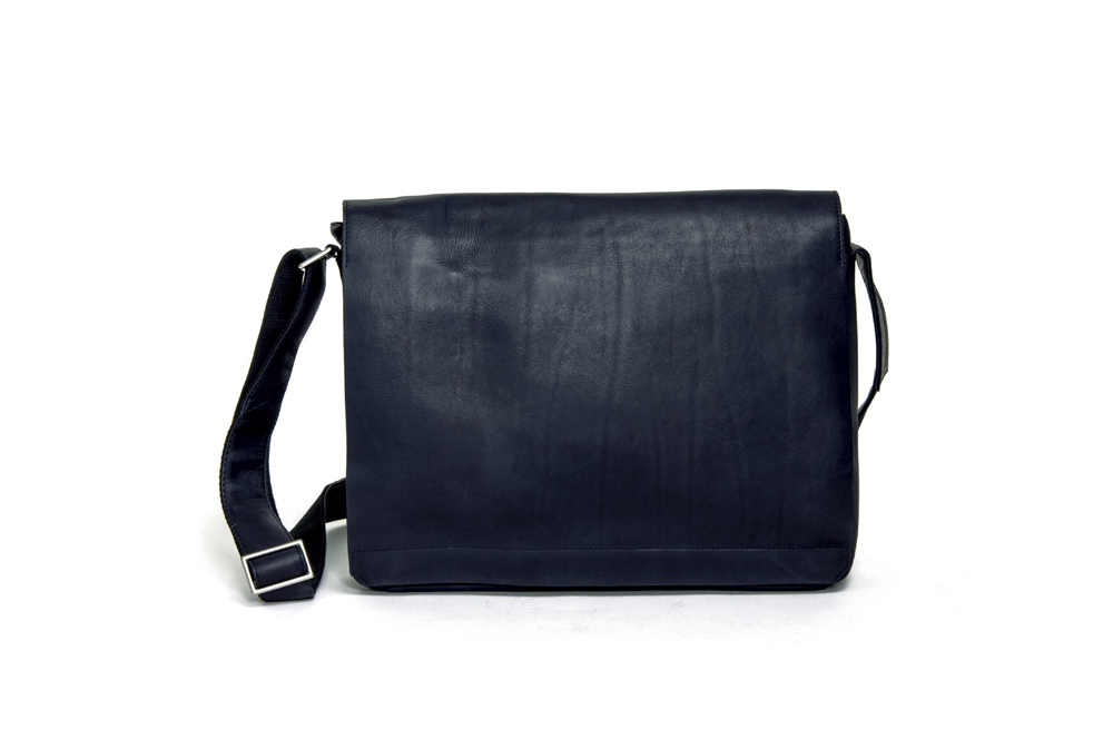 Harold&#039 s Campo Kuriertasche M Dunkelblau