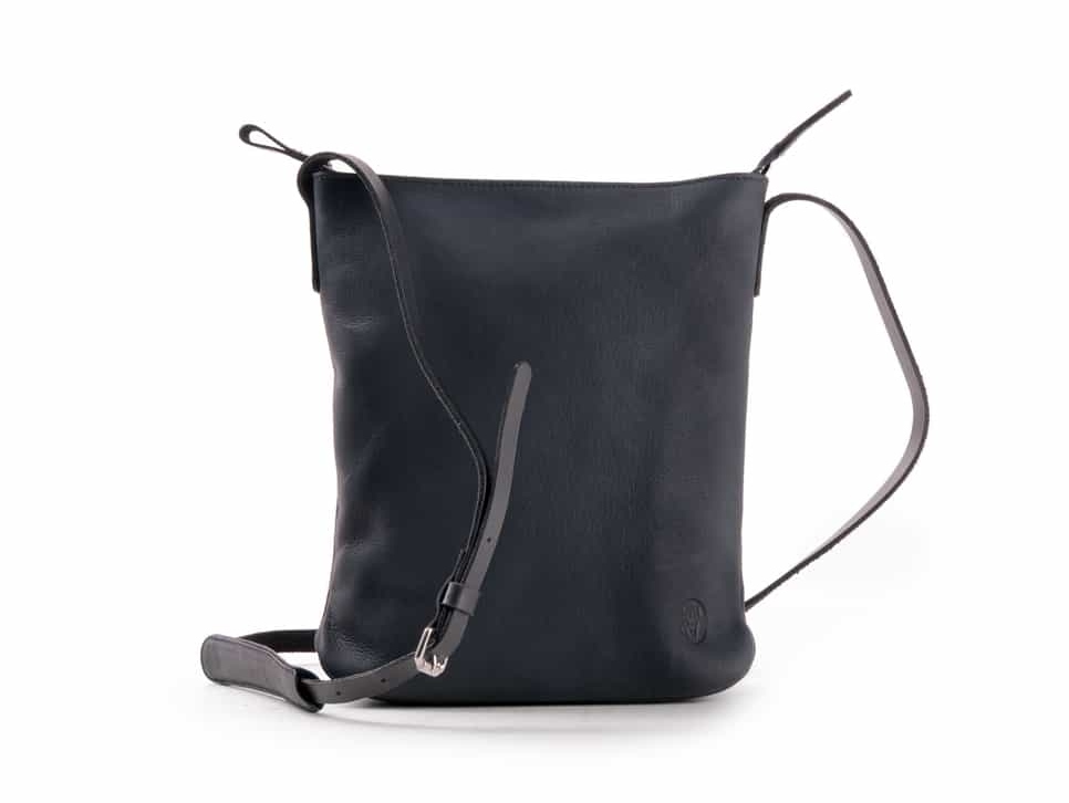 Harold&#039 s Chaza Crossbag Medium Dunkelblau